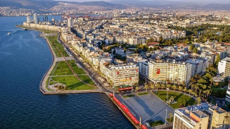 İzmir'de Yaz Geldi Mi? Meteoroloji'den 4 Mayıs Hava Durumu Şoku!