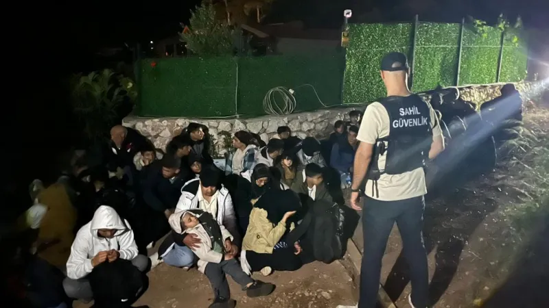 Muğla'da Göçmen Dramı! 17 Çocukla Birlikte Kurtarıldılar
