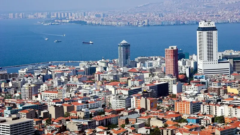 Naci Görür'den İzmir'e Şok Uyarı: Fay Hattı Kabusu!