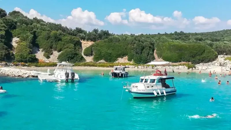 İzmir'in Saklı Cenneti: Bademli Köyü! Alaçatı ve Bodrum'u Unutun!