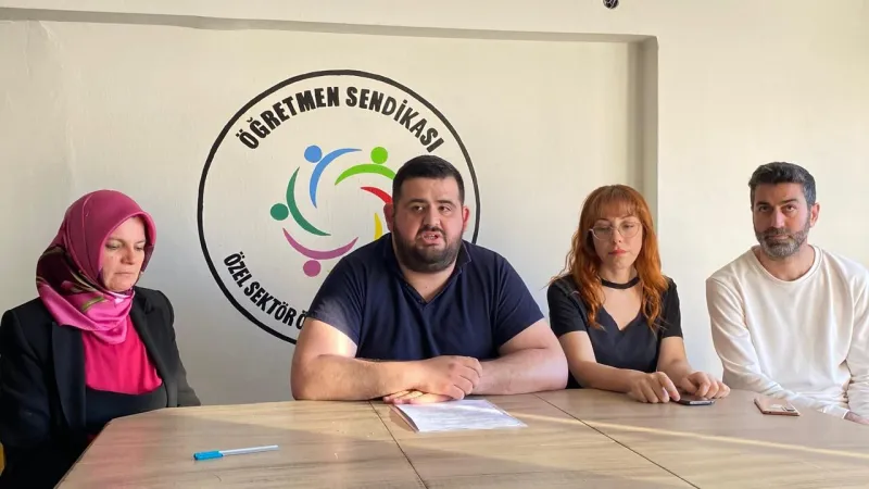 Uğur Kursu'nda Şok İstifa! Müdür Öğretmenlerin Yanında!