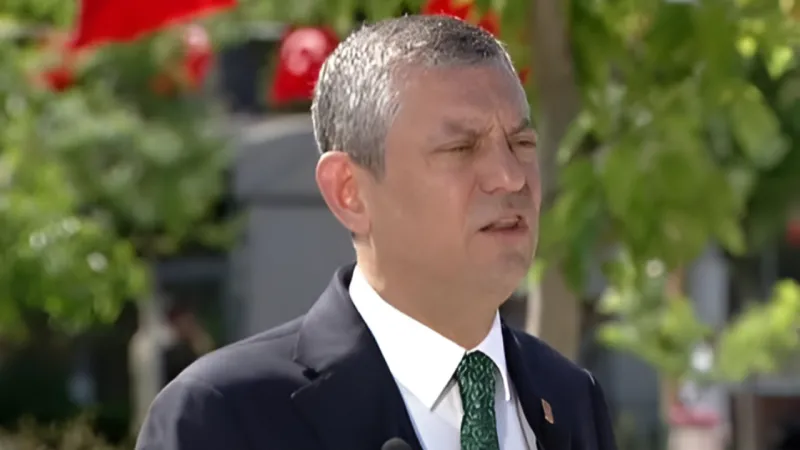 Özel'den Bomba İddia: PKK Fesih Kararında Erdoğan ve Bahçeli'nin İmzası Var!