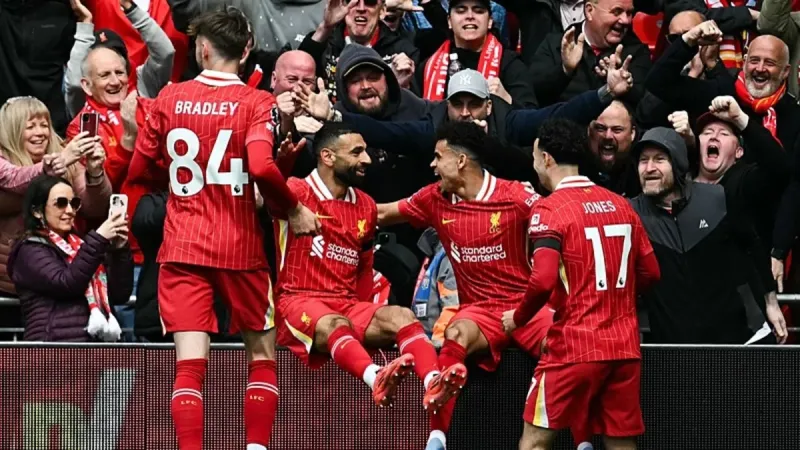 Liverpool Şampiyonluğa Koşuyor! West Ham'ı Yendi, Fark Açıldı!