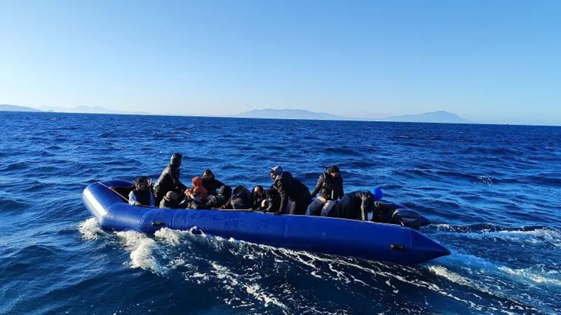 Seferihisar'da Göçmen Dramı! 26 Kişi Ölümden Döndü