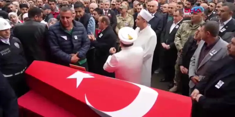 Şehit Polis Mesut Acar Muş'ta Son Yolculuğuna Uğurlandı