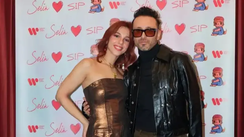 Selin & Mabel Matiz'den Duygusal Şölen: Yanılır Gibi Sözleri!