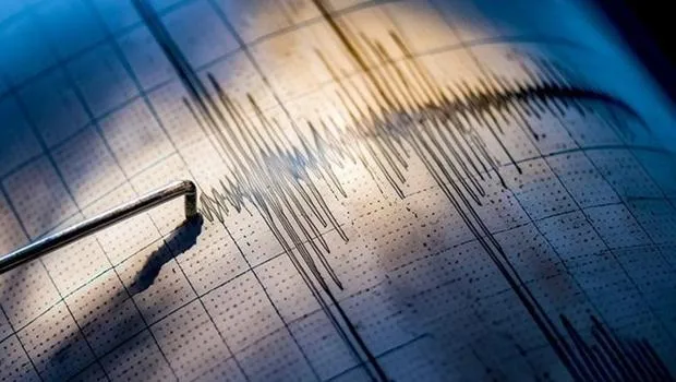 Ege'de Korkutan Deprem! 4.1 Şiddetinde Sarsıntı