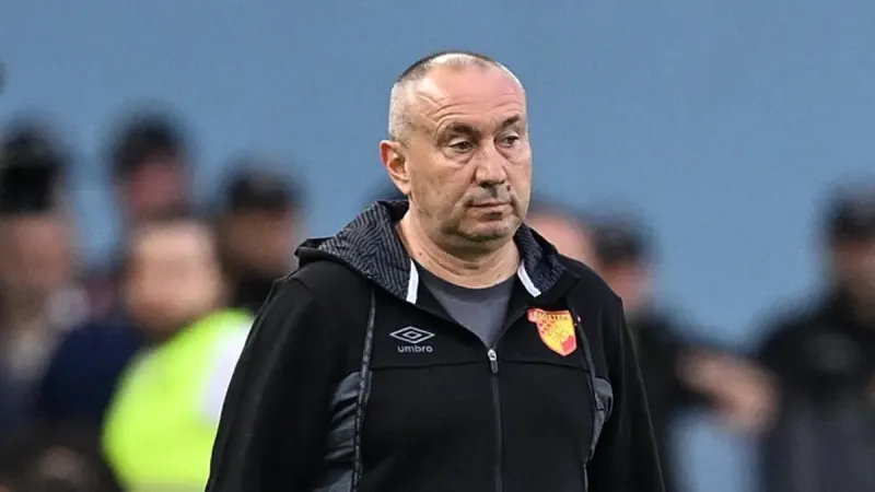 Stoilov'dan Beşiktaş Maçı Yorumu: 10 Kişi Kalmasalar... Şok Sözler!