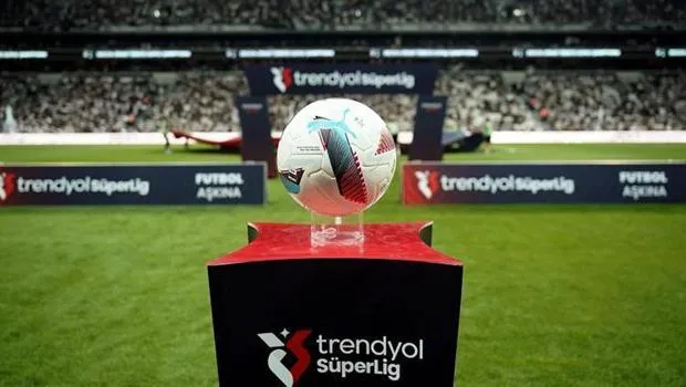 Süper Lig'de Son Hafta Heyecanı: 37. Haftanın Maç Programı Açıklandı!