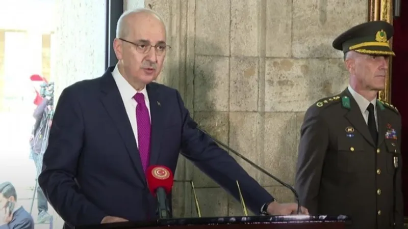 Kurtulmuş'tan Anıtkabir'de Şok Gaf! Meclis'in Yılını Şaşırdı!