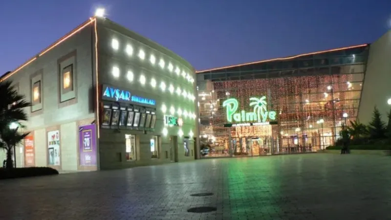 Palmiye AVM Nerede? İzmir'in Gözdesi Alışveriş Merkezine Ulaşım Rehberi!