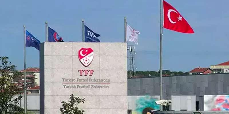 TFF'den Şok Karar! VAR'da Türk Hakemler Dönemi Başlıyor!