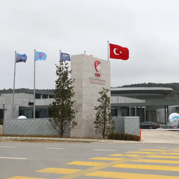 TFF'den Şok VAR Kararı! Türk Hakemler de VAR'da!