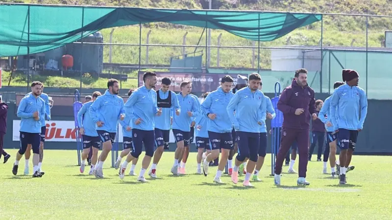 Trabzonspor'da Şok! 5 Yıldız İsim Adana Demirspor Maçı Öncesi Yok!
