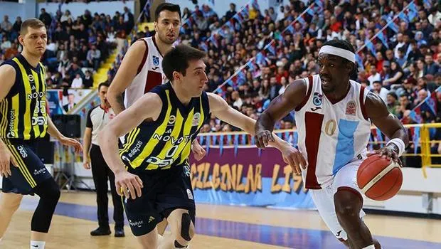 Trabzonspor Süper Lig'de! Fırtına Sahaya İndi, Rakipler Titriyor