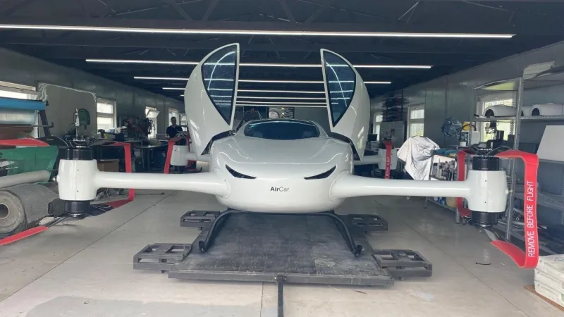 Türk Mucizesi! Uçan Otomobil AirCar İnsanlı Uçuşlara Başladı!