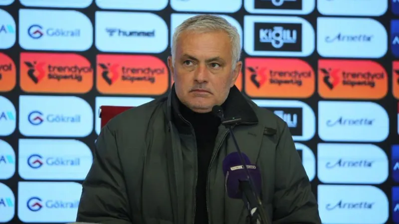 Mourinho'dan Sivasspor Zaferi Yorumu! VAR Kararları Şaşırttı mı?