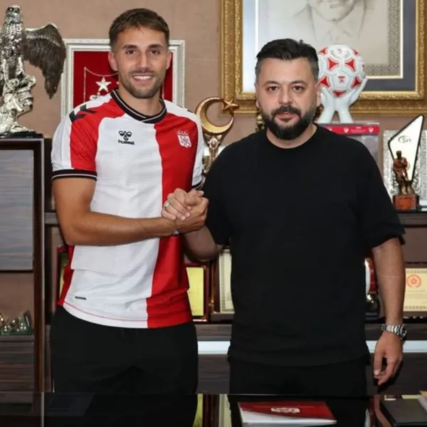 Okan Erdoğan Sivasspor'da! Transfer Bombası mı Patladı?