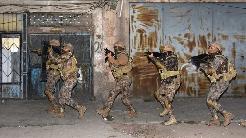 Organize suç örgütlerine operasyon: 46 şüpheli tutuklandı