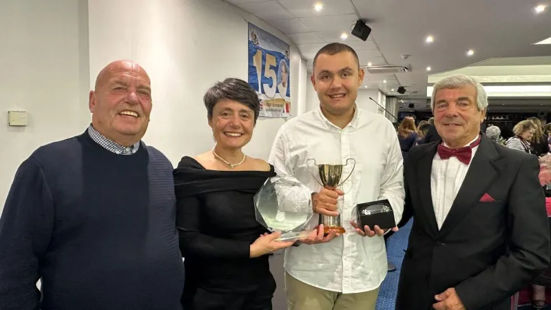 Otizmli Tuna Tunca'dan Büyük Başarı! Manş Denizi'ni Geçti, Ödülleri Topladı