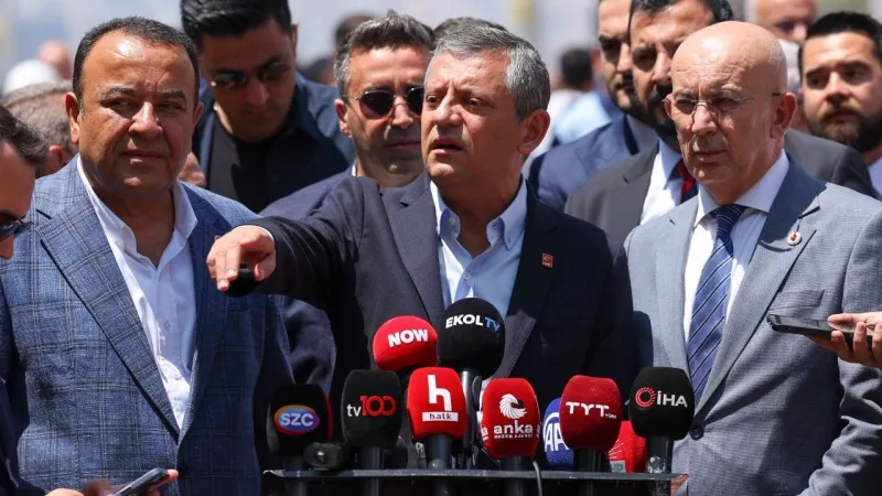 Özel'den 'etkin pişmanlık' soruşturmasına tepki: Elini korkak alıştıma, benden başla!