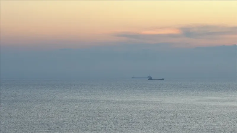 Kuzey Deniz Yolu'nda Rekor Artış! Rusya-Çin Kargo Seferleri Coştu!