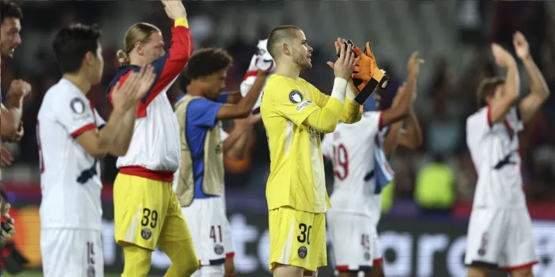 Karabağ Şampiyonlar Ligi'nde Devleşti! PSG Barça'yı Ağlattı!