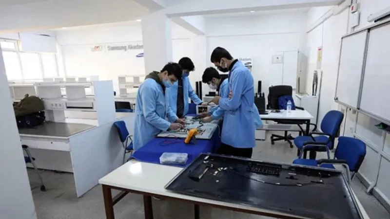 Sera Kadıgil’den Bakan Tekin’e: Bu çocukların faili sizsiniz!