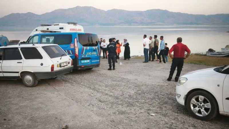 Serinlemek için baraja giren 12 yaşındaki çocuk boğuldu