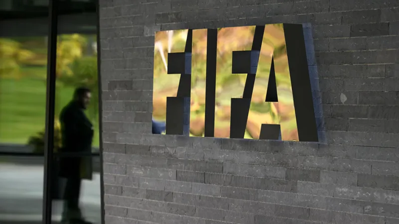 Sivasspor’a bir darbe de FIFA’dan: Transfer yasağı geldi