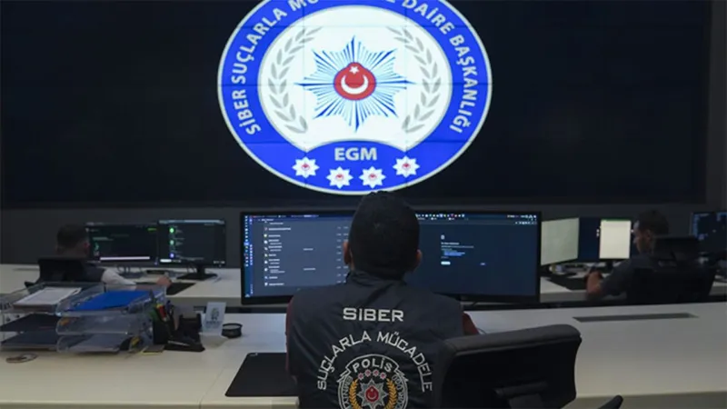Sosyal medya fenomenlerine operasyon: 10 kişi gözaltına alındı