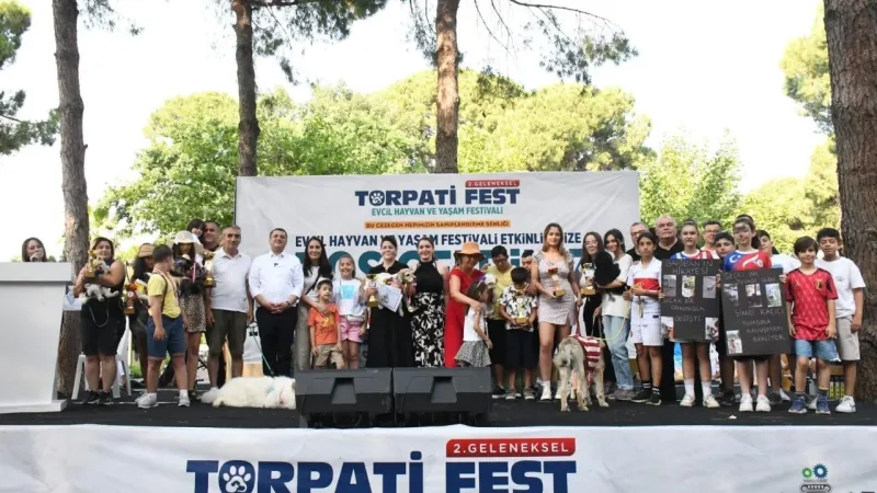 Torbalı'da yürek ısıtan anlar: Can dostlar yuva buldu