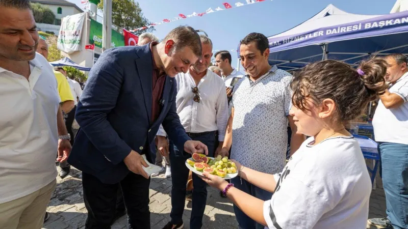 Tugay Torbalı’da festivali katıldı: Proje sözü verdi