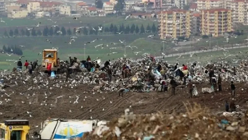 Tugay’dan Harmandalı açıklaması: İzmir’in çöp sorununu kalıcı şekilde çözeceğiz