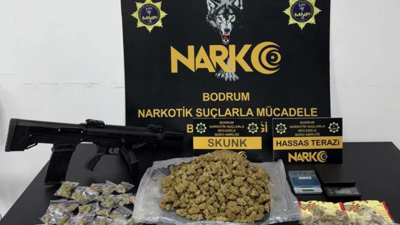 Bodrum'da Narkotik Baskını! Turizm Cennetinde Uyuşturucu Şoku!