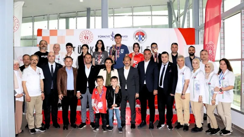 Türkiye Gençler Satranç Şampiyonası Samsun’da Sürüyor
