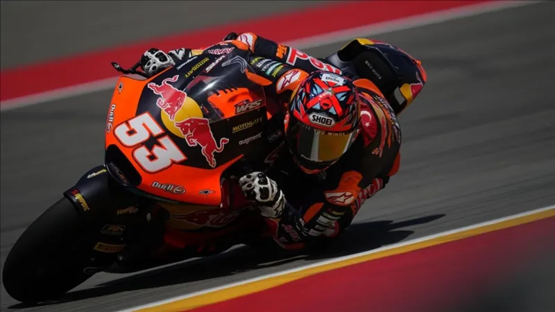 Türkiye için bir ilk! Moto2'de zafer Deniz Öncü'nün