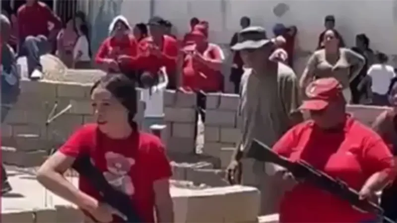Venezuela'da Savaş Alarmı! Kadınlar da Askere Alınıyor Mu?