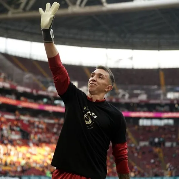 "Veda etmiyorum çünkü Galatasaray benim evim!"