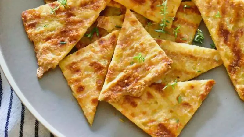 Veliler için beslenme çantası önerileri: Patates tost nasıl yapılır?