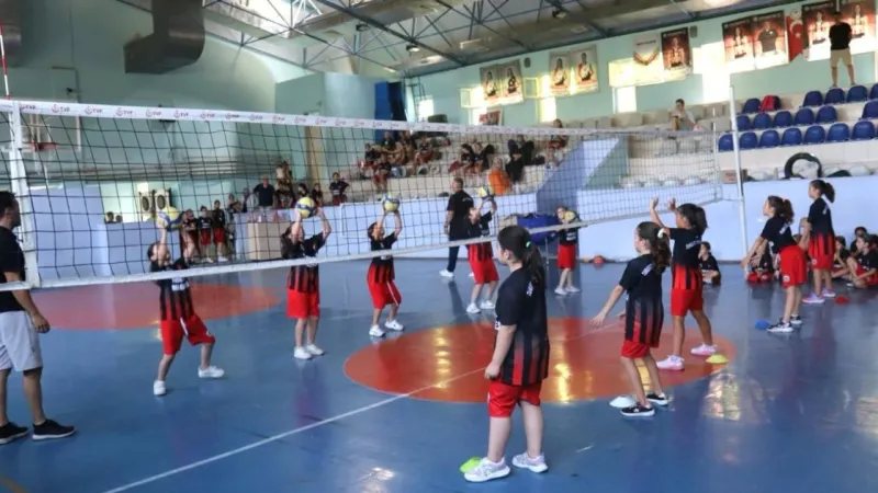 Yaz spor okullarına kayıtlar başladı: Kurslar Temmuz'da başlıyor
