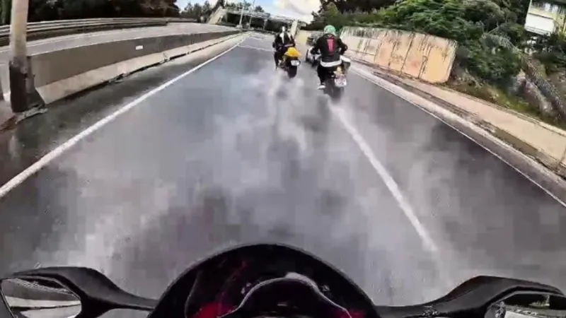 Yol değil, tuzak! 3 motorcunun yaralandığı kazanın yeni görüntüleri ortaya çıktı