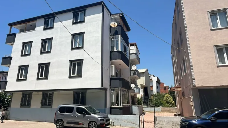 Yürekleri ağza getiren olay: Bir buçuk yaşındaki bebek balkondan düştü