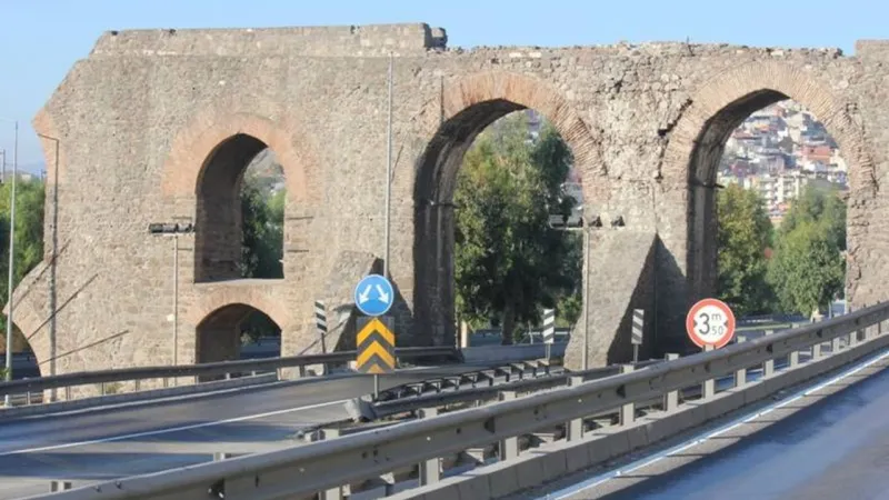 Zamana meydan okuyan, görenlerin dönüp tekrar baktığı tarihi eserin hikâyesi