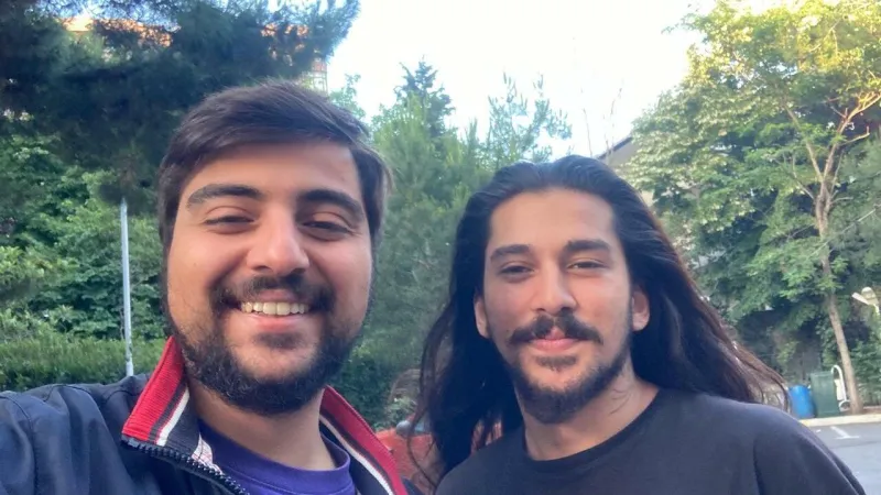 "Zıplamayan Tayyipçi" sloganı nedeniyle tutuklanmıştı: Sanatçı Cem Akarsu tahliye edildi